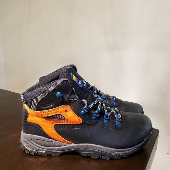 Columbia Newton Ridge Luxe Hiking 